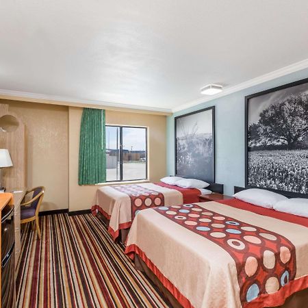 Motel Super 8 By Wyndham Midland Exteriér fotografie